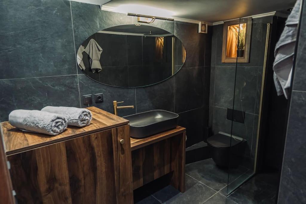 Individualliving 1 Excellent Central Location !!! Tesalonika Bagian luar foto