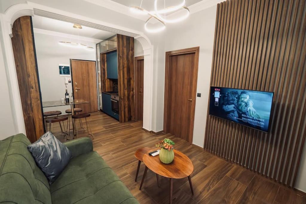 Individualliving 1 Excellent Central Location !!! Tesalonika Bagian luar foto