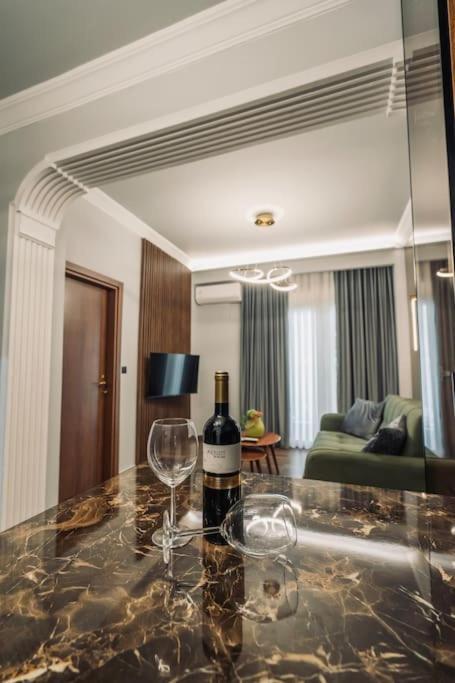 Individualliving 1 Excellent Central Location !!! Tesalonika Bagian luar foto